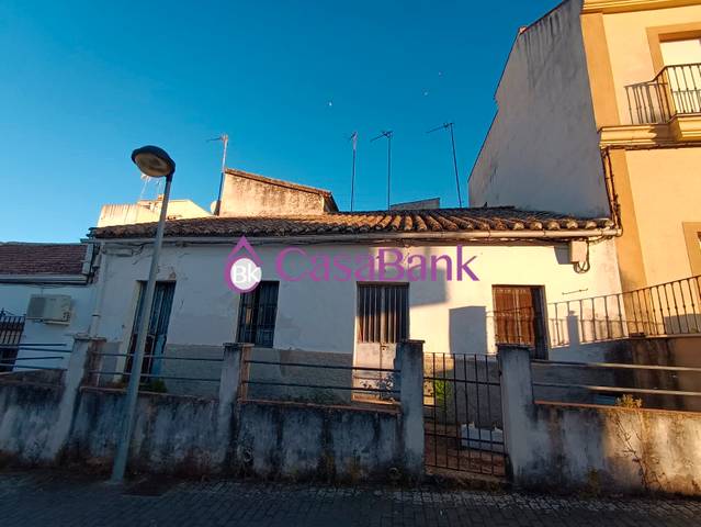 Casa-chalet en Venta en Calle Catalina Castro en Cerro Muriano