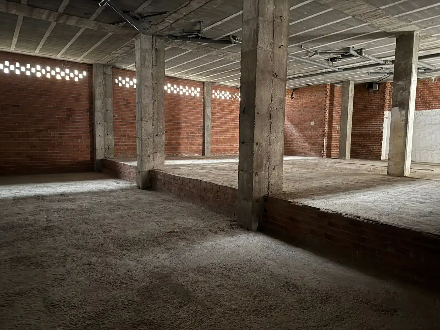 Business premises for sale in Calle Gozón 2, imagen 5