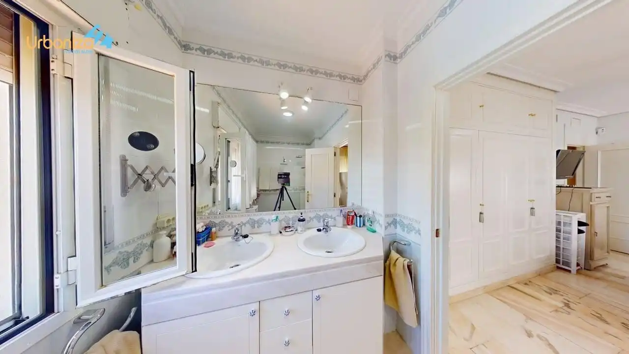 Baño de Casa o chalet en venta en Badajoz con Aire acondicionado, Jardín privado y Terraza