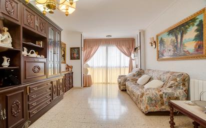 Living room of Flat for sale in Cornellà de Llobregat  with Heating and Balcony