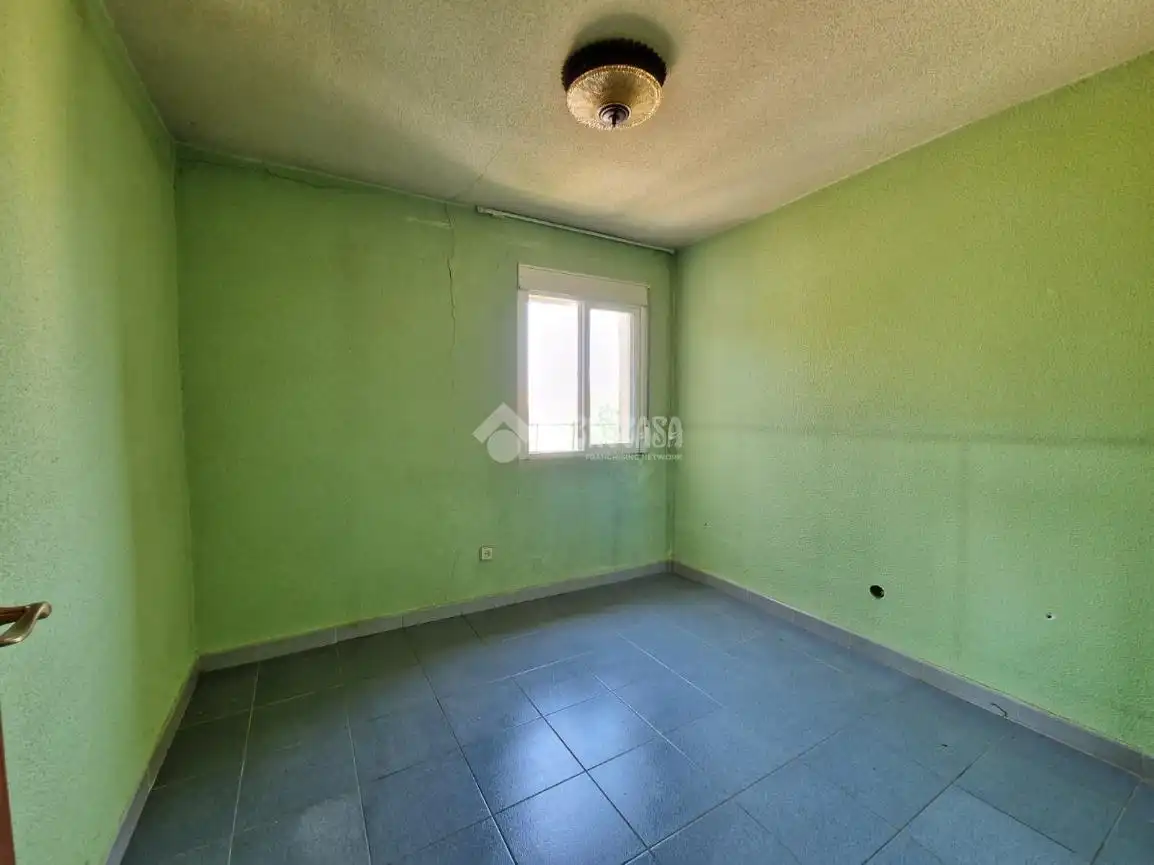 Piso en venta en Madrid con Calefacción y Balcón
