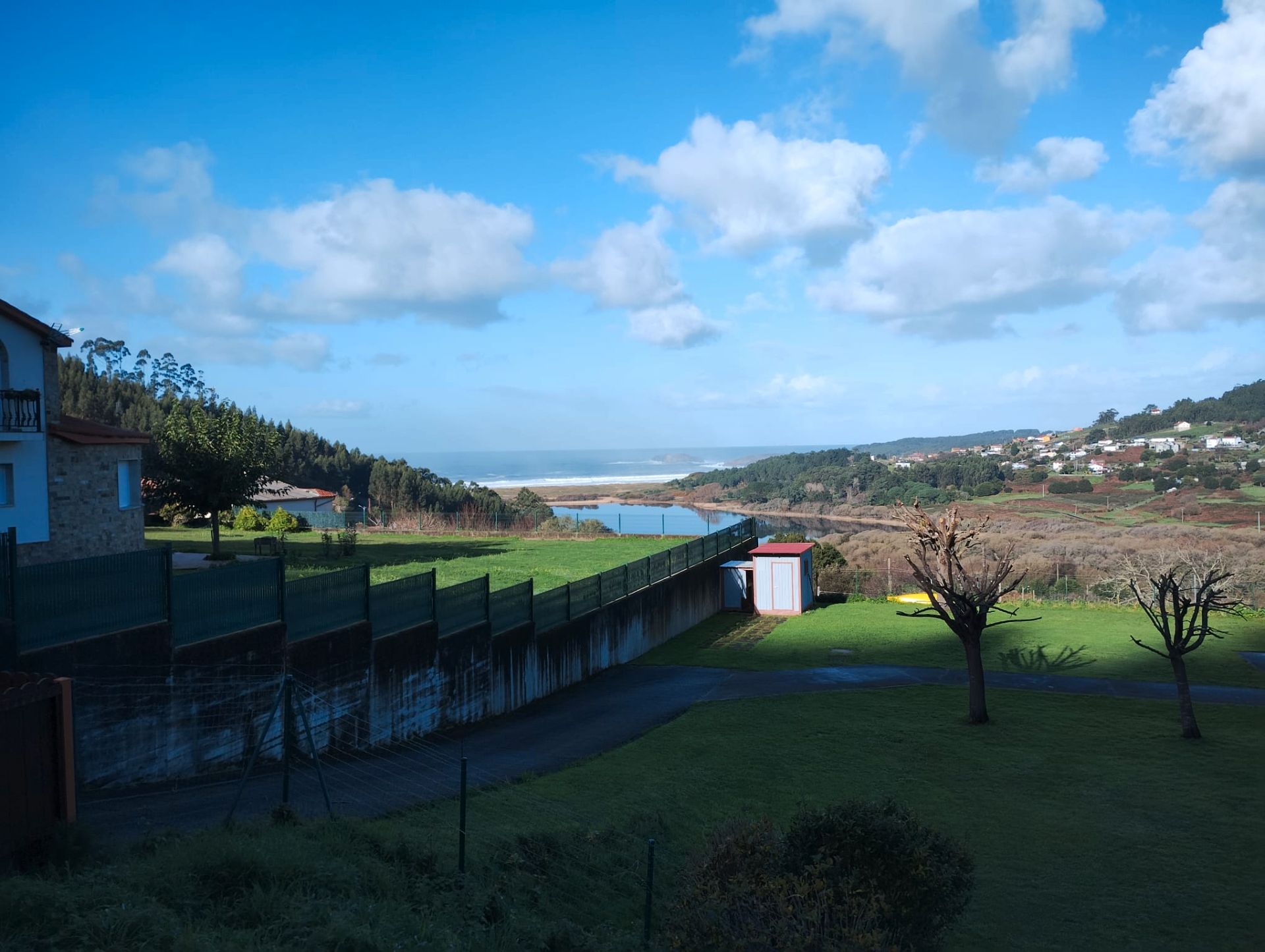 Jardí de Casa o xalet de lloguer en Ferrol amb Moblat