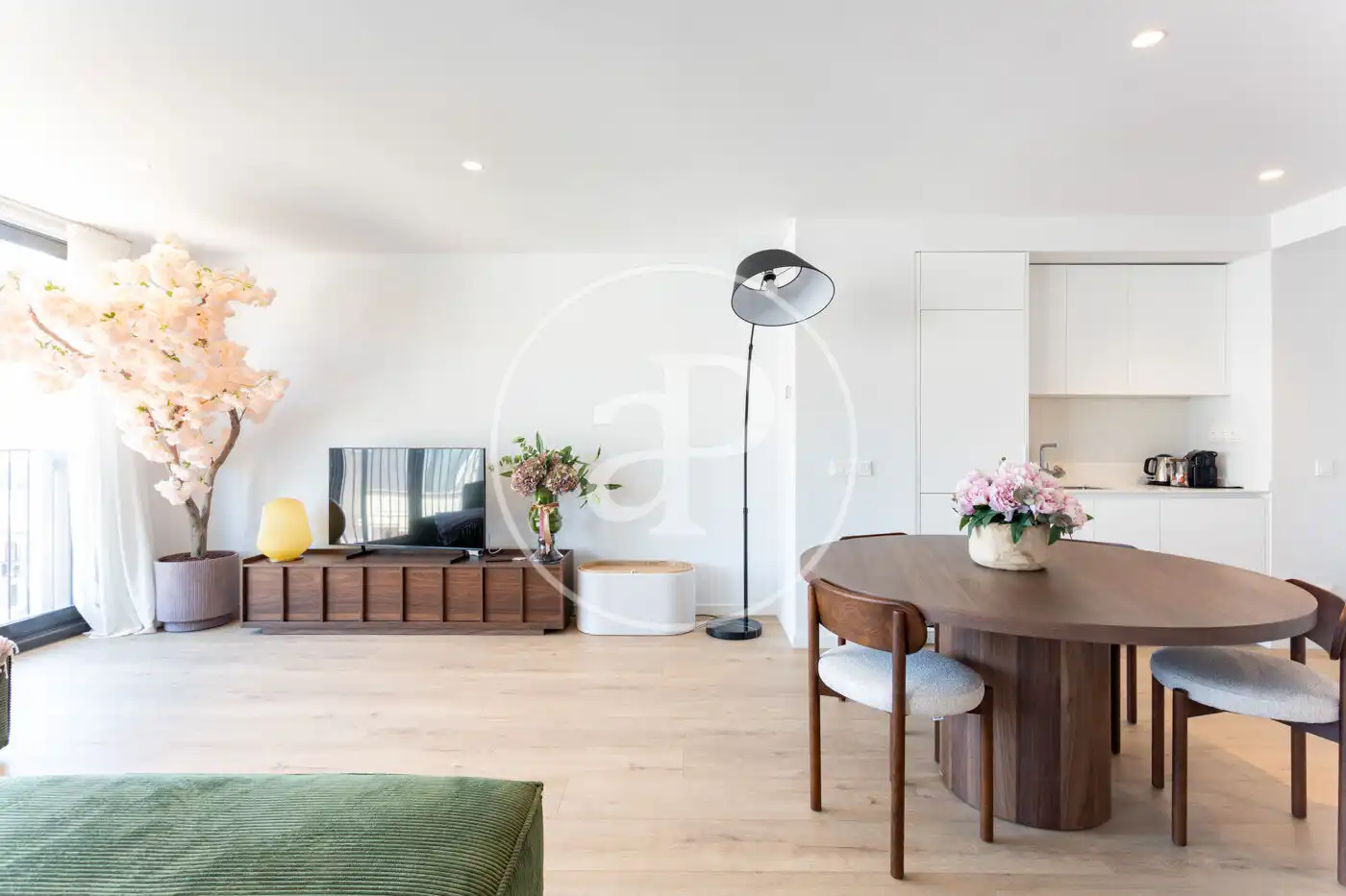 Sala de estar de Ático de alquiler en Barcelona con Aire acondicionado, Calefacción y Terraza