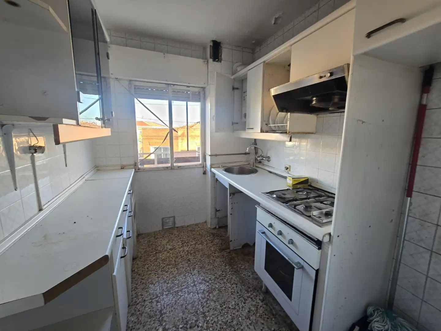 Cocina de Piso en venta en Madrid con Calefacción