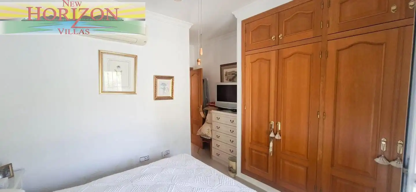 Dormitori de Casa o xalet en venda en Arboleas amb Jardí privat, Terrassa i Piscina