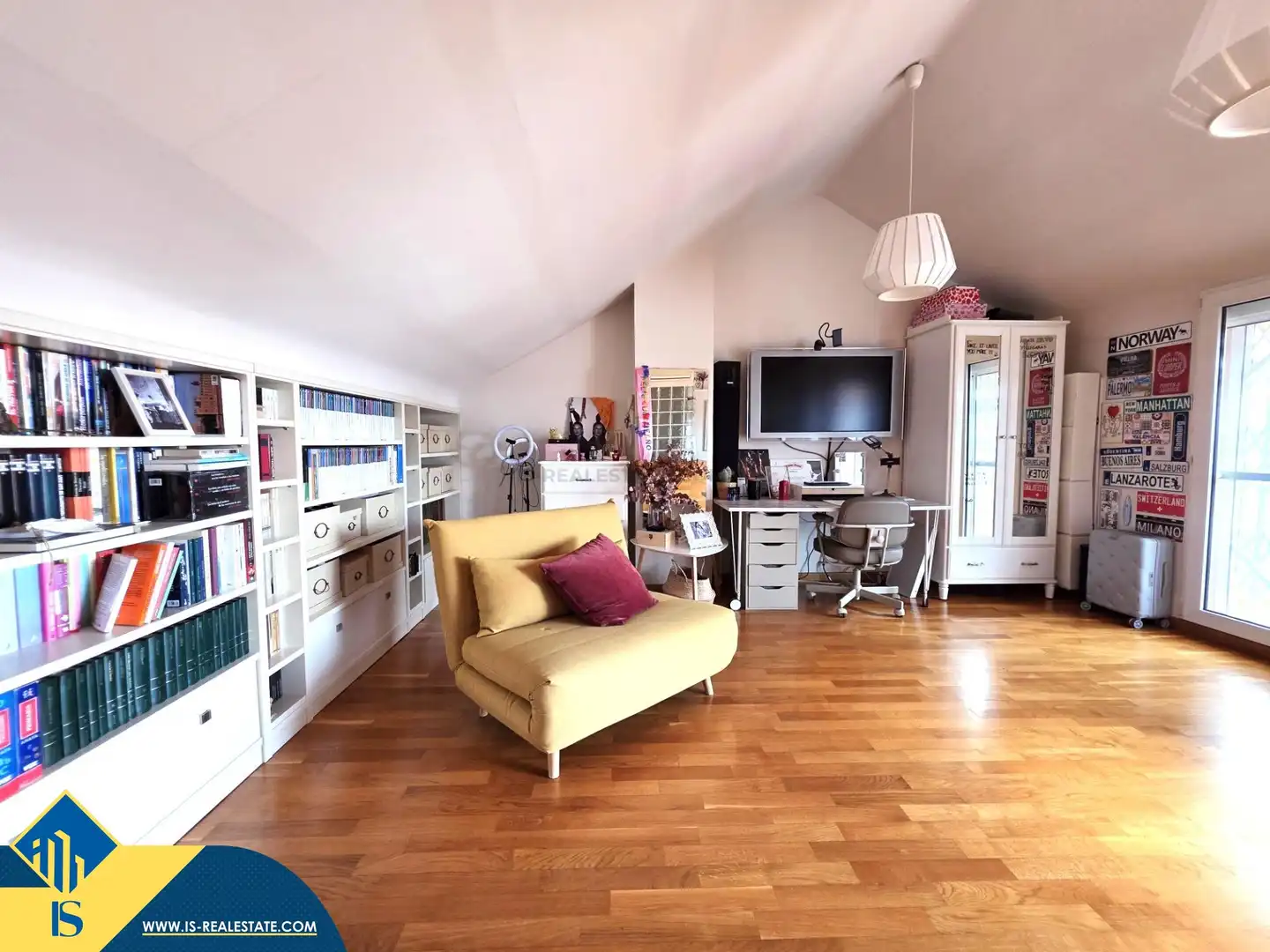 Living room of Houses for sale in Alicante / Alacant  with Terrace, Furnished and Community pool