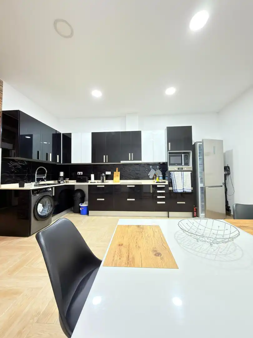 Flat with terrace for sale in Calle de San Vicente, imagen 9