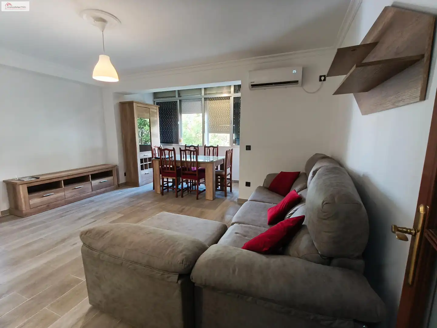 Sala de estar de Piso en venta en Alcalá del Río con Aire acondicionado, Amueblado y Horno
