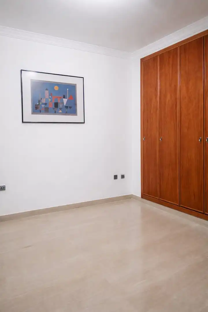 Habitación de Ático de alquiler en Marbella con Calefacción, Jardín privado y Piscina
