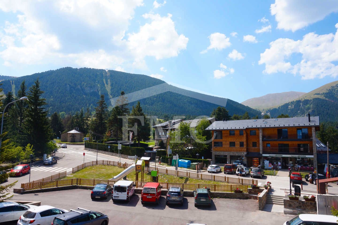 Exterior view of Flat for sale in Alp  with Heating, Parquet flooring and Terrace