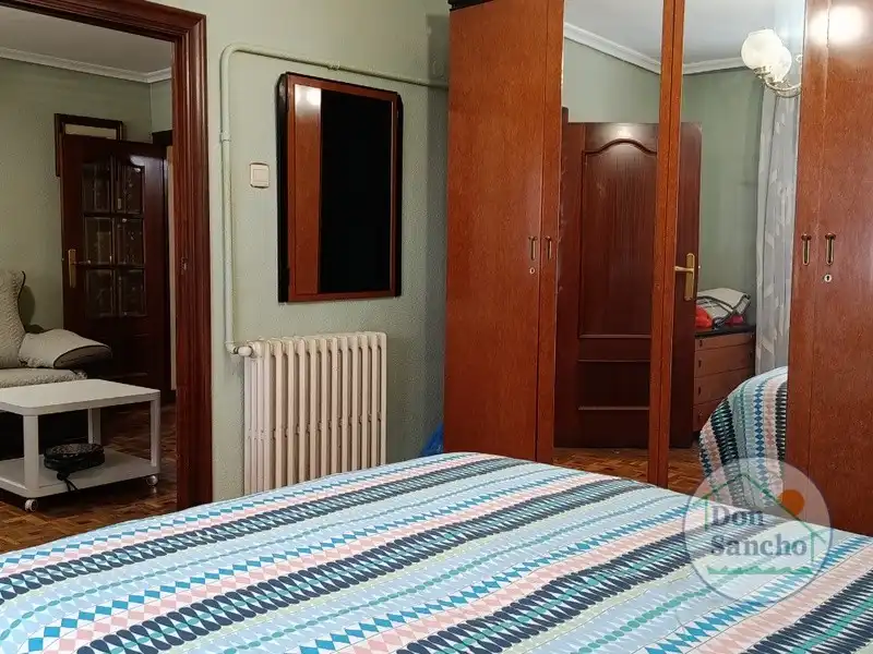 Habitación de Piso en venta en Valladolid con Calefacción