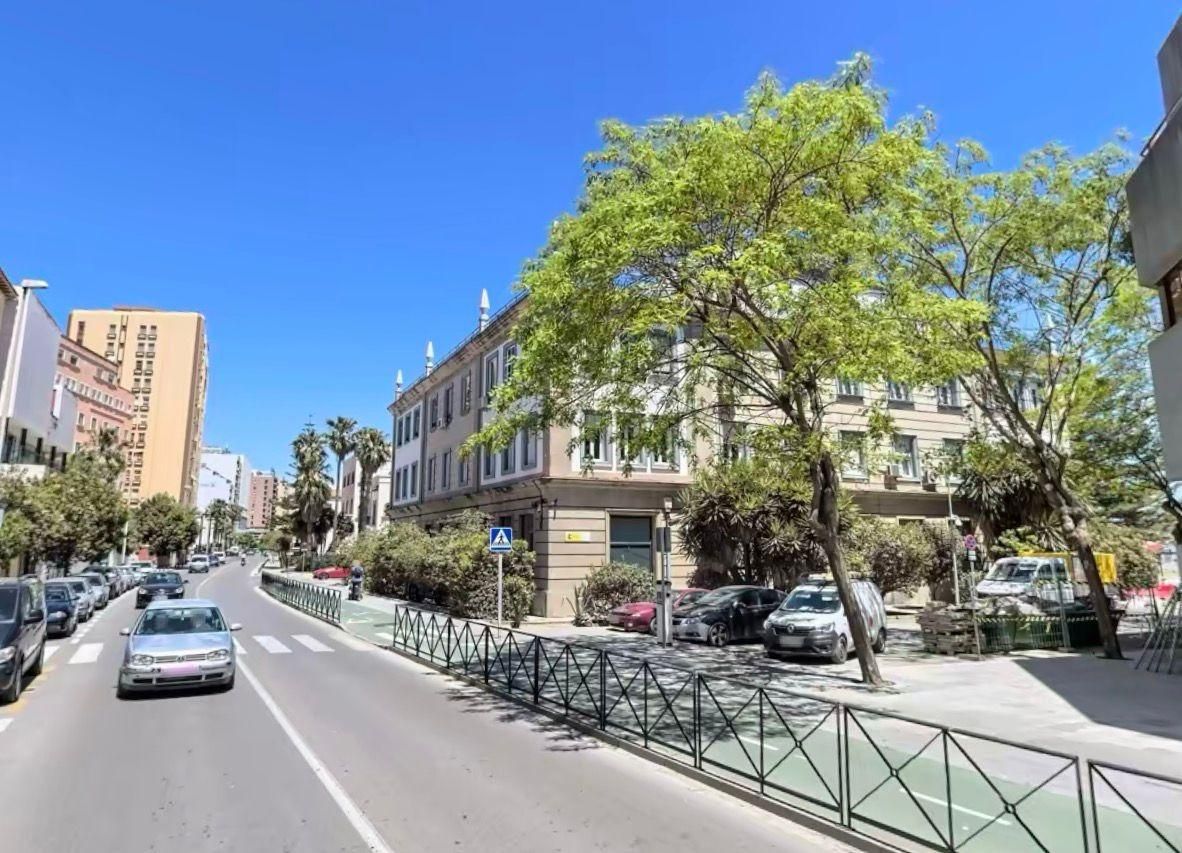 Exterior view of Flat for sale in Algeciras  with Terrace and Community pool