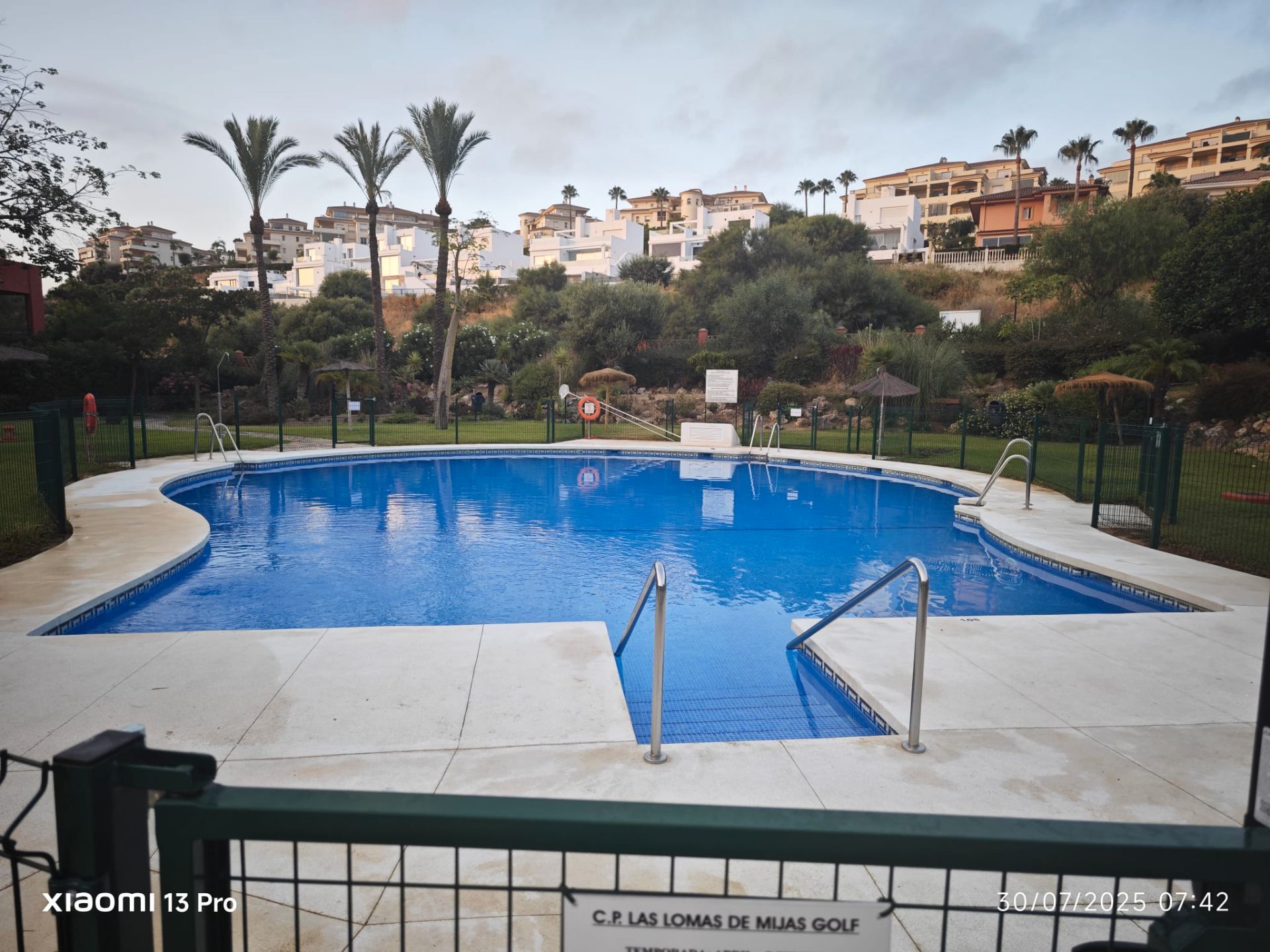 Piscina de Dúplex en venta en Mijas con Aire acondicionado, Terraza y Trastero