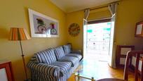 Living room of Flat for sale in  Madrid Capital  with Heating, Terrace and Balcony