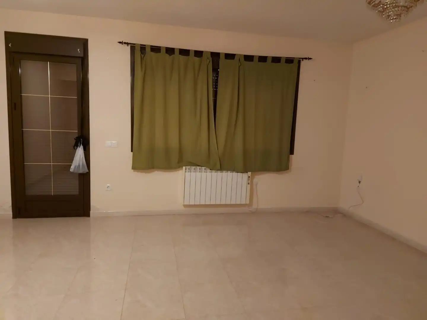 Dormitori de Casa adosada de lloguer en Fuensalida