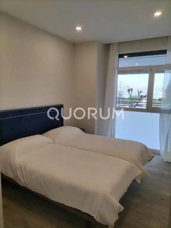 Habitación de Piso de alquiler en Santurtzi  con Terraza y Amueblado