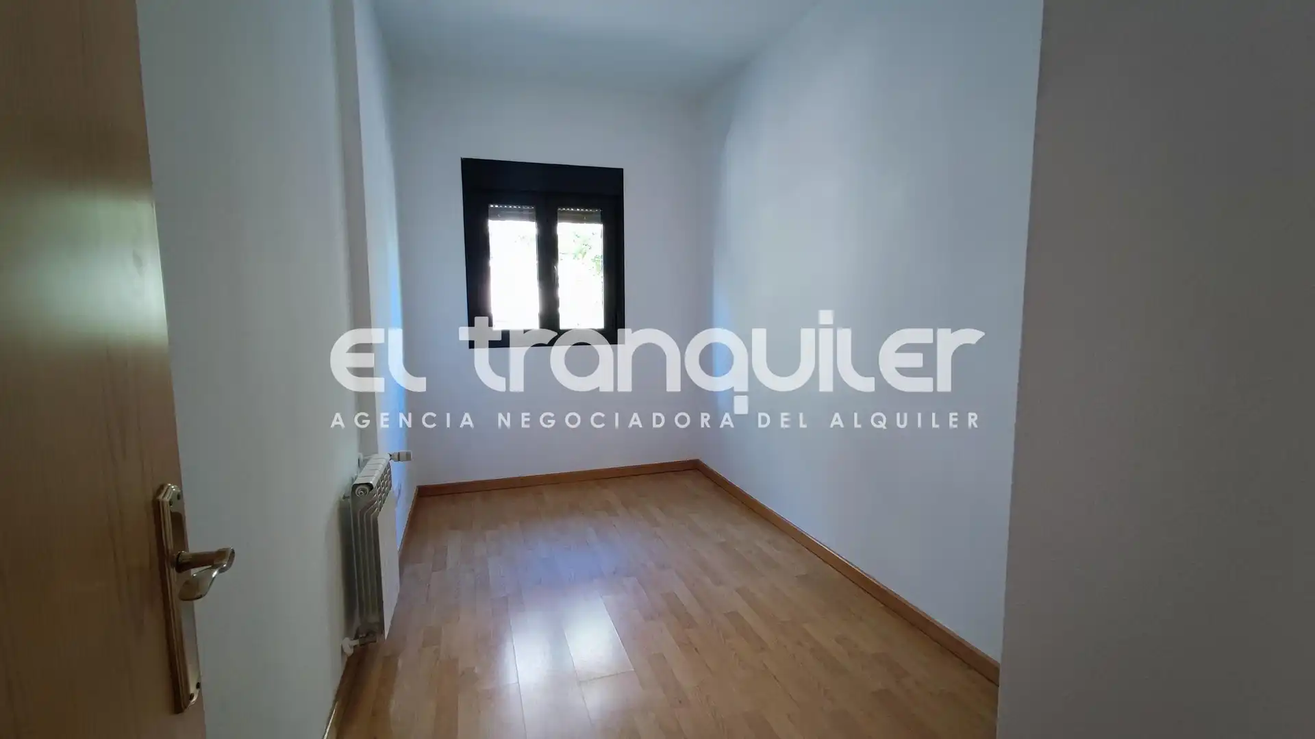Flat for rent in Calle Tubas, Cuatro vientos