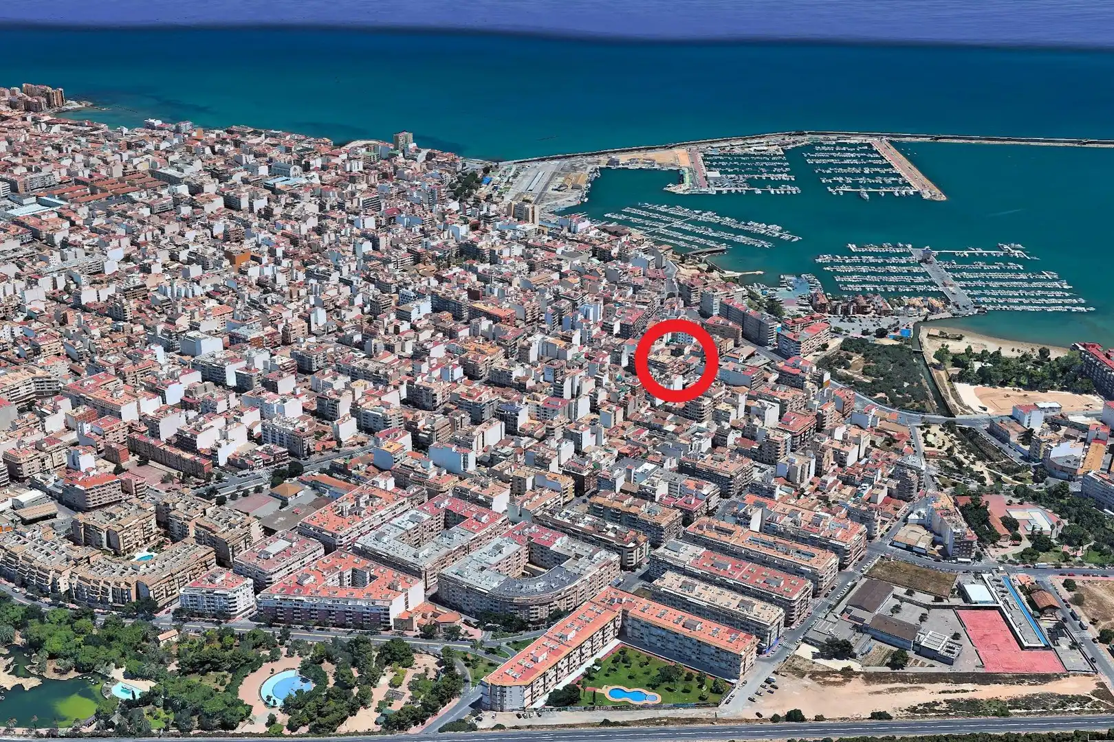 Vista exterior de Àtic en venda en Torrevieja amb Aire condicionat, Calefacció i Terrassa