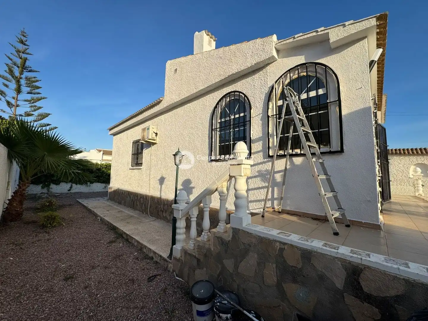 Vista exterior de Casa o chalet en venta en Torrevieja con Aire acondicionado, Terraza y Amueblado