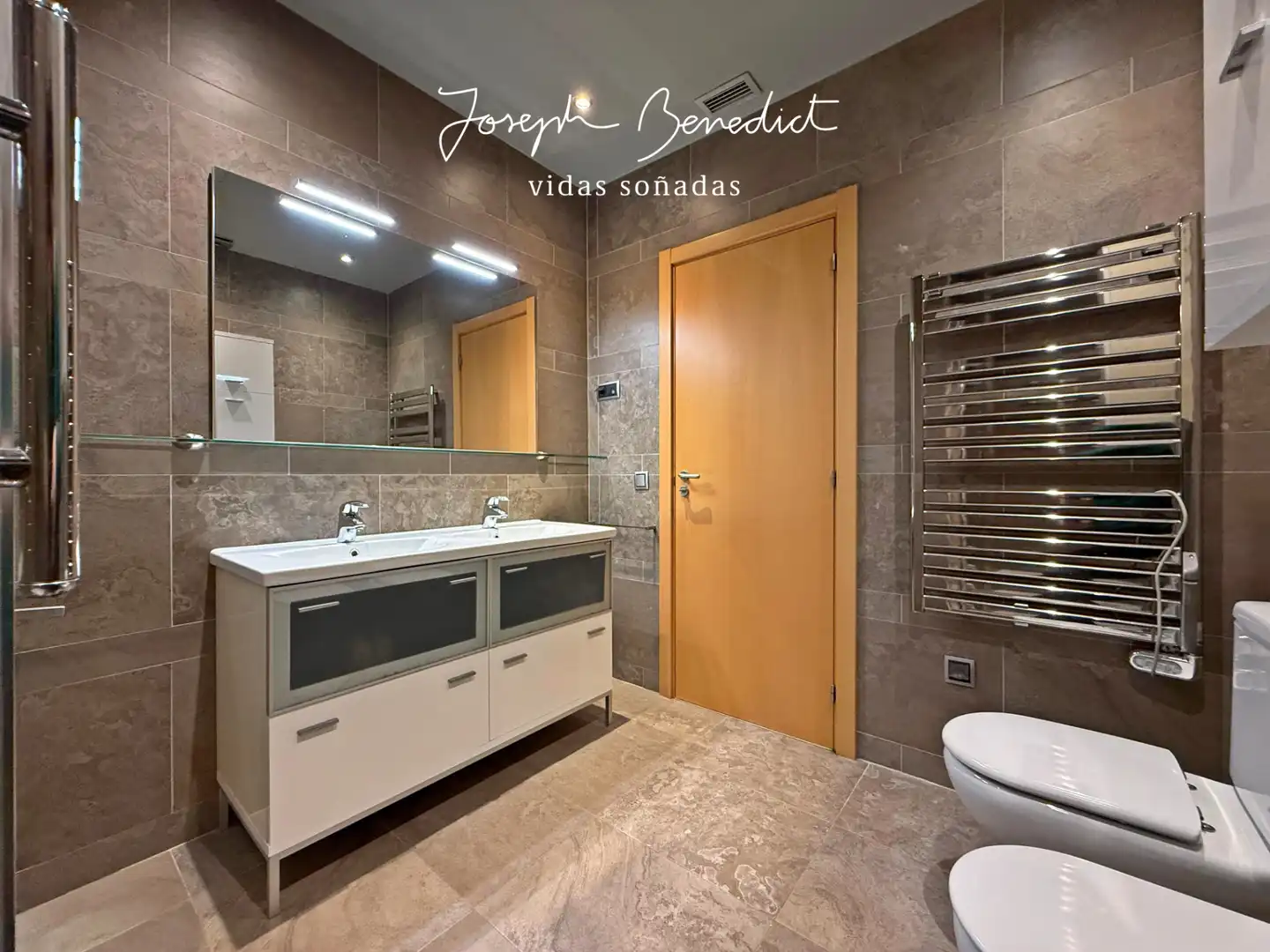 Baño de Ático en venta en Castelldefels con Aire acondicionado, Calefacción y Parquet