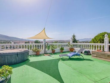 House for sale in Calle CUESTA DEL ALAMO