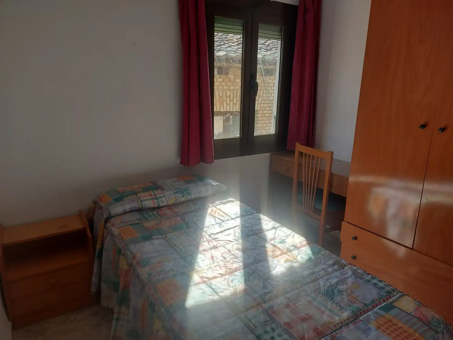 Habitación de Piso de alquiler en Toledo con Calefacción, Amueblado y Horno