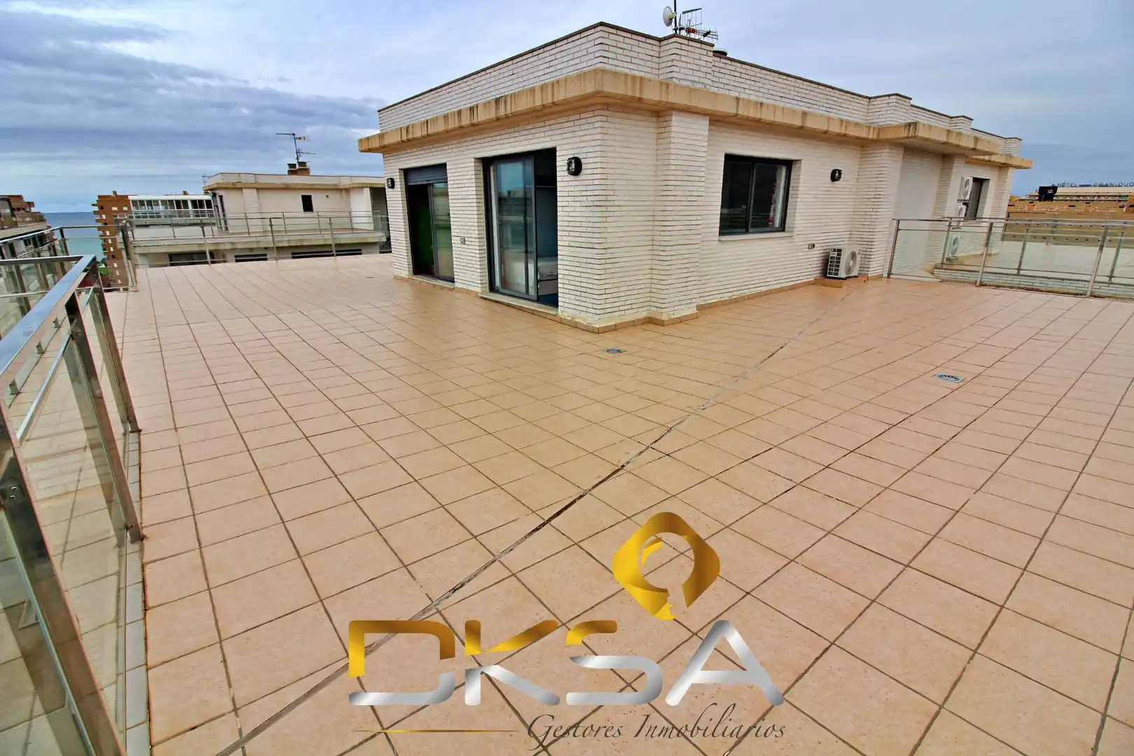 Terrassa de Àtic en venda en Oropesa del Mar / Orpesa amb Aire condicionat, Calefacció i Jardí privat