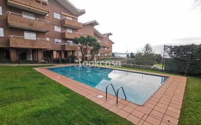 Swimming pool of Flat for sale in Sanxenxo  with Terrace, Storage room and Furnished