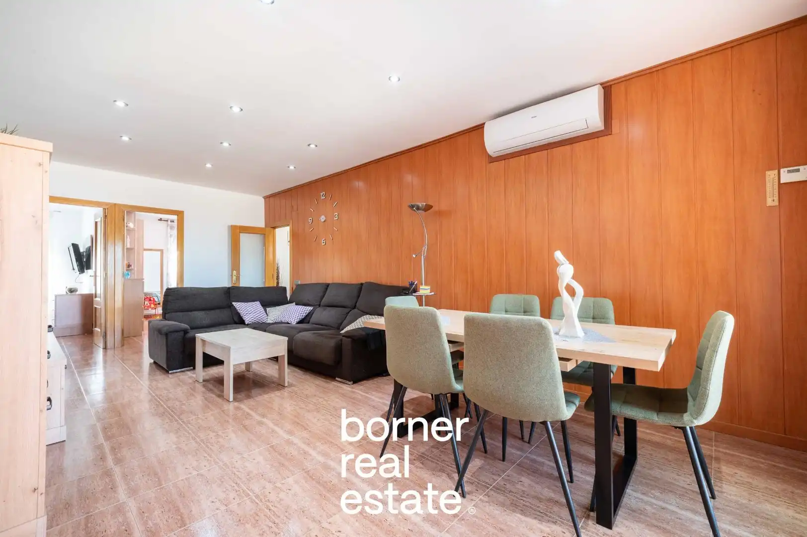 Vista exterior de Piso en venta en Sabadell con Aire acondicionado, Calefacción y Terraza