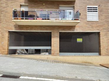 Local comercial de lloguer a Calle Esperanto