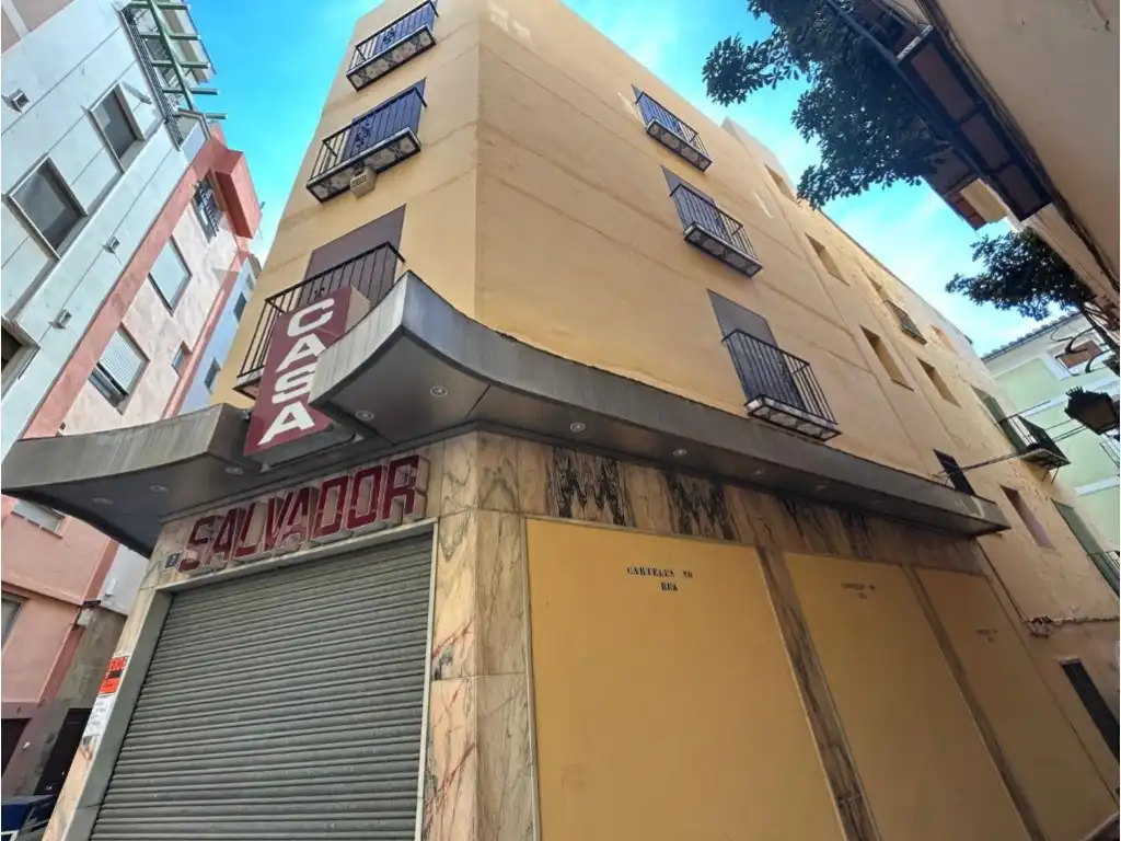 Vista exterior de Edifici en venda en Segorbe