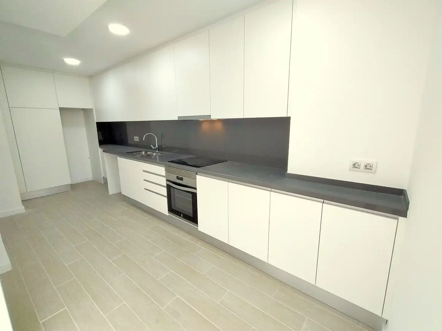 Cocina de Piso de alquiler en Mataró con Aire acondicionado, Calefacción y Terraza