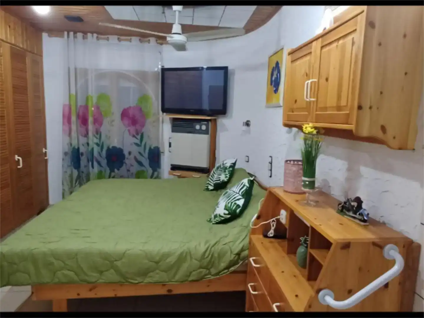 Schlafzimmer von Maisonette zur Miete in Empuriabrava mit Klimaanlage und Balkon