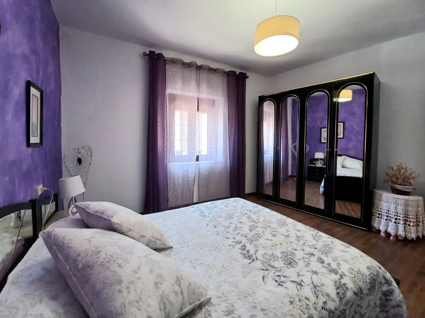 Schlafzimmer von Einfamilien-Reihenhaus zum Verkauf in Presencio mit Privatgarten