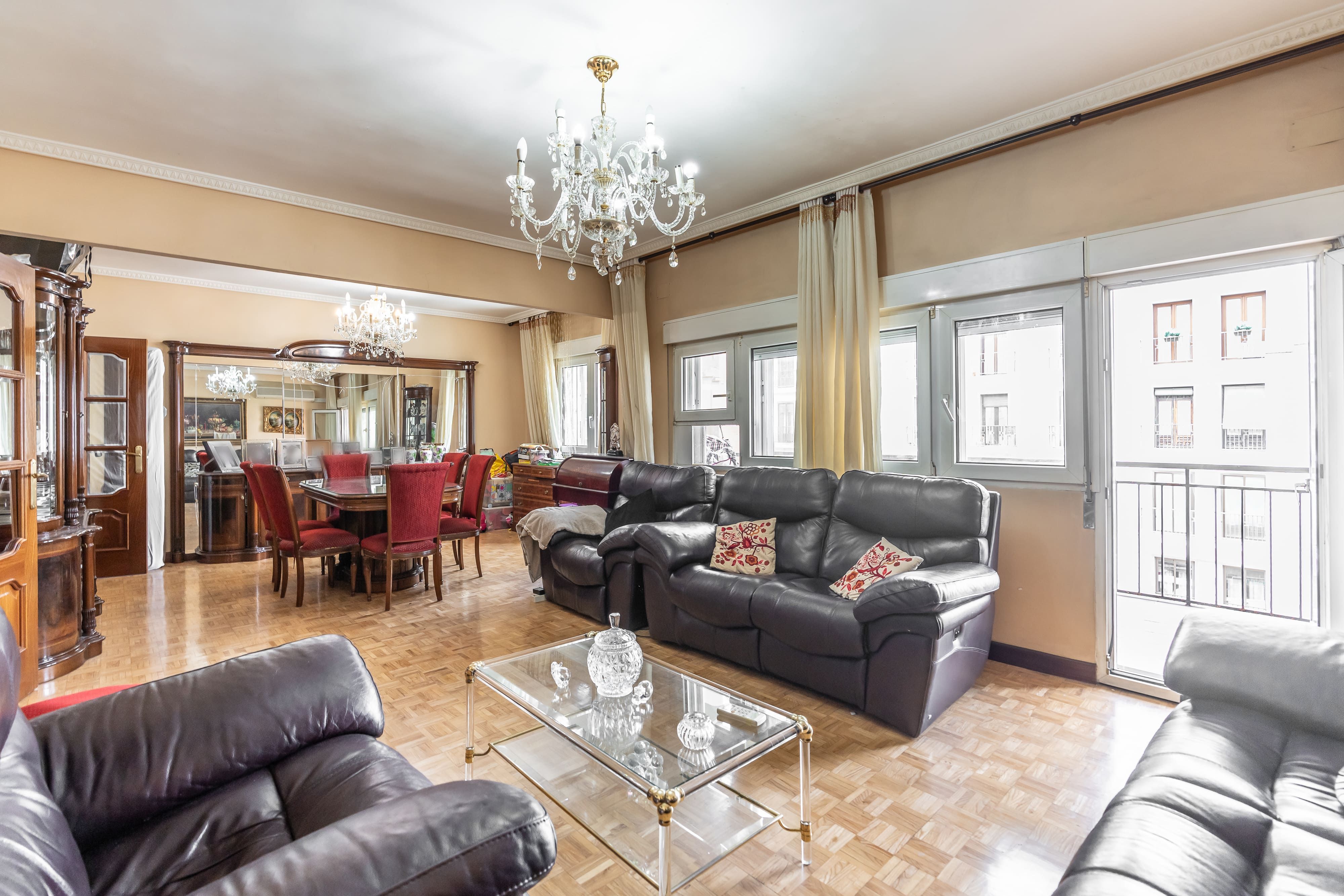 Living room of Flat for sale in  Madrid Capital  with Heating and Terrace