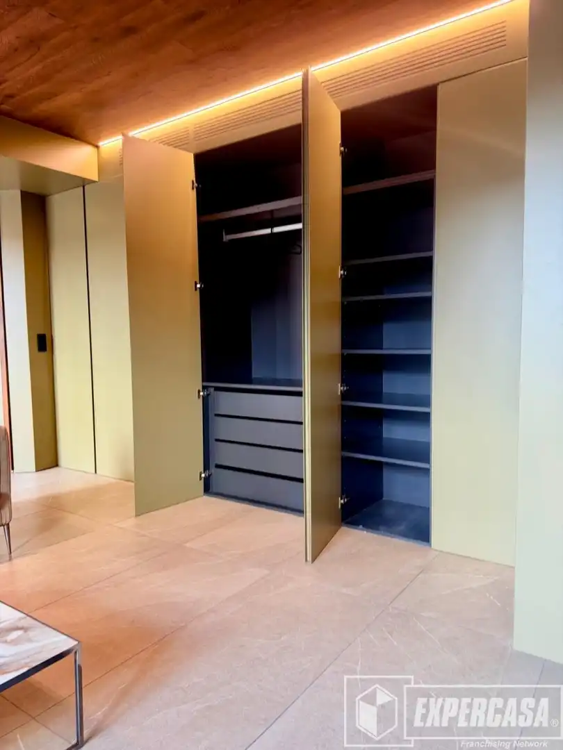 Habitación de Piso en venta en Valencia con Aire acondicionado, Parquet y Terraza