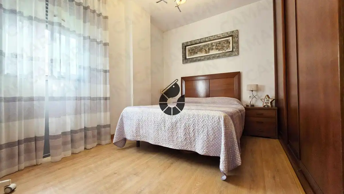 Bedroom of Flat for sale in Mairena del Aljarafe  with Air Conditioner and Storage room