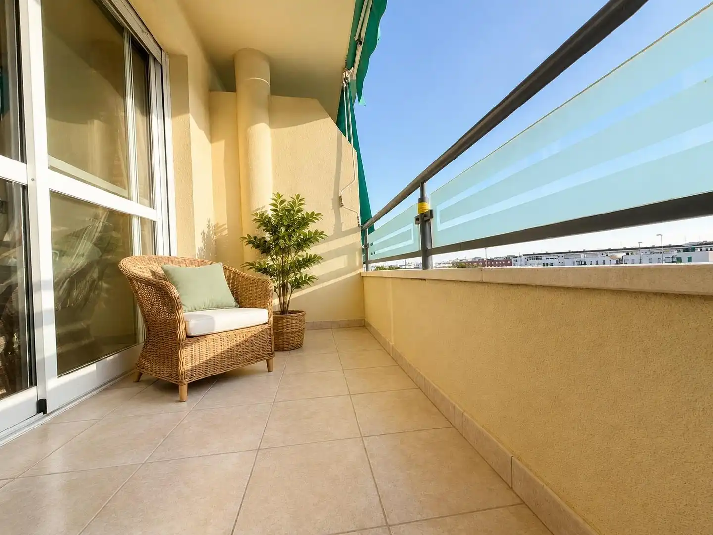 Terrasse von Wohnung zum Verkauf in Córdoba mit Heizung, Privatgarten und Terrasse