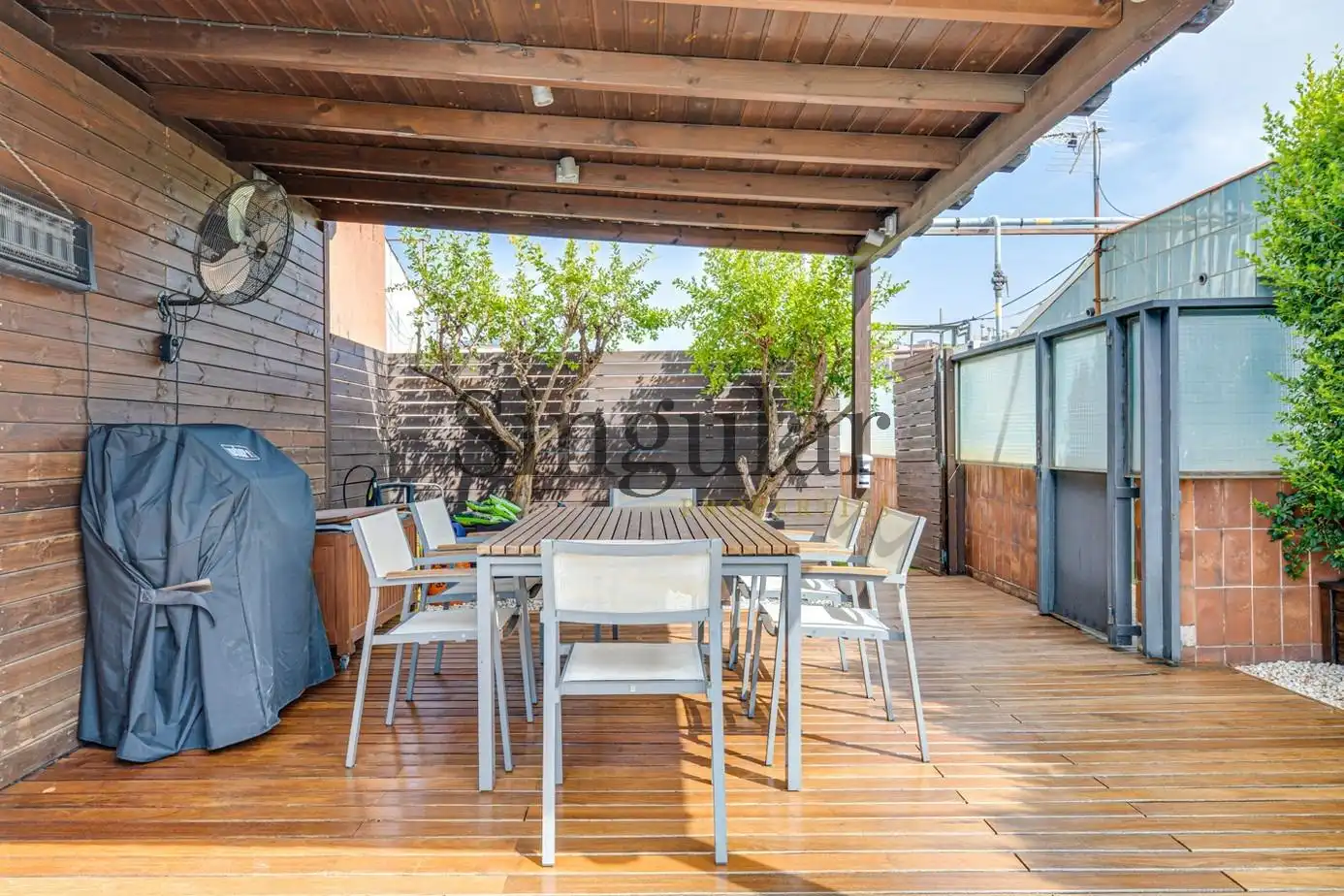 Terraza de Ático en venta en Barcelona con Calefacción, Parquet y Terraza