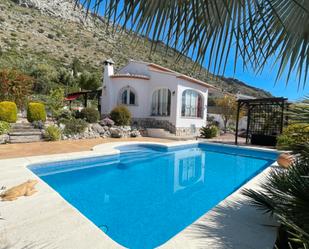 Vista exterior de Casa o xalet en venda en Benigembla amb Aire condicionat, Calefacció i Jardí privat