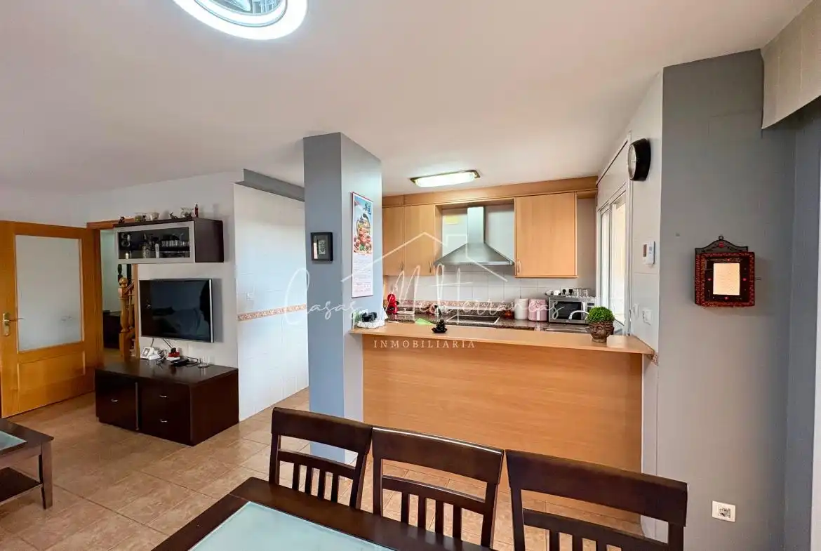 Cocina de Casa adosada en venta en Mont-roig del Camp con Aire acondicionado, Calefacción y Terraza