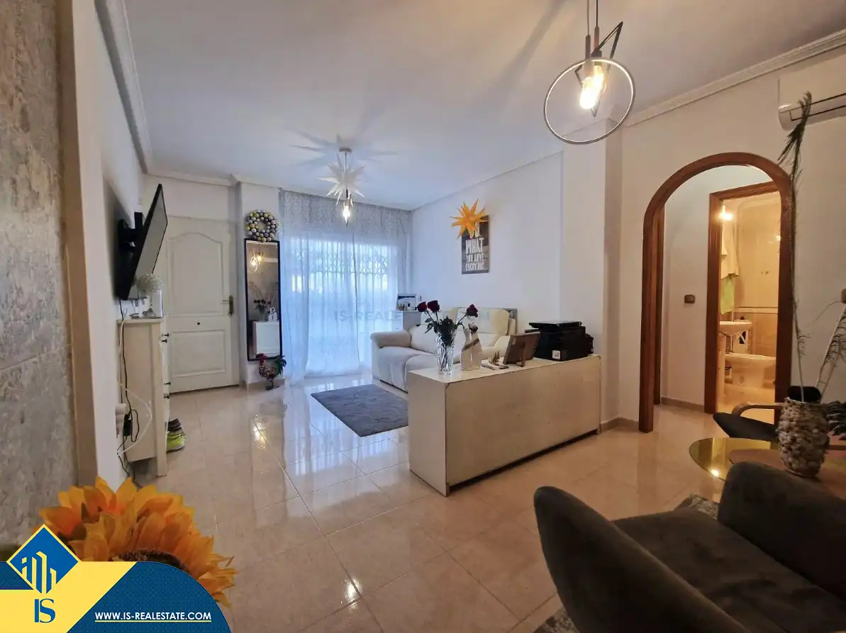 Apartamento con terraza en venta en Orihuela Costa, imagen 2