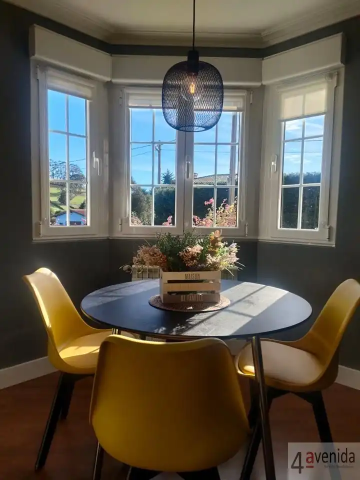 Dining room of Houses for sale in Las Regueras    with Heating, Private garden and Swimming Pool