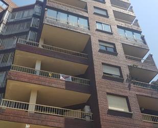 Exterior view of Flat for sale in Figueres