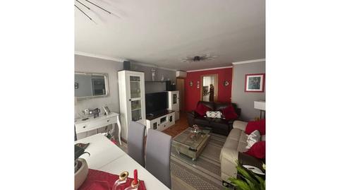 Foto 3 de Piso en venta en Marina, Bellvitge, Barcelona