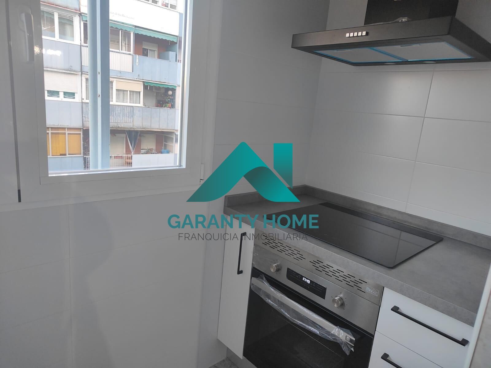 Cuina de Pis en venda en Coslada amb Aire condicionat, Calefacció i Terrassa