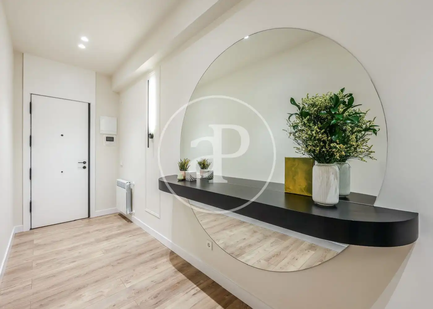 Wohnung zum Verkauf in Madrid mit Klimaanlage, Heizung und Möbliert