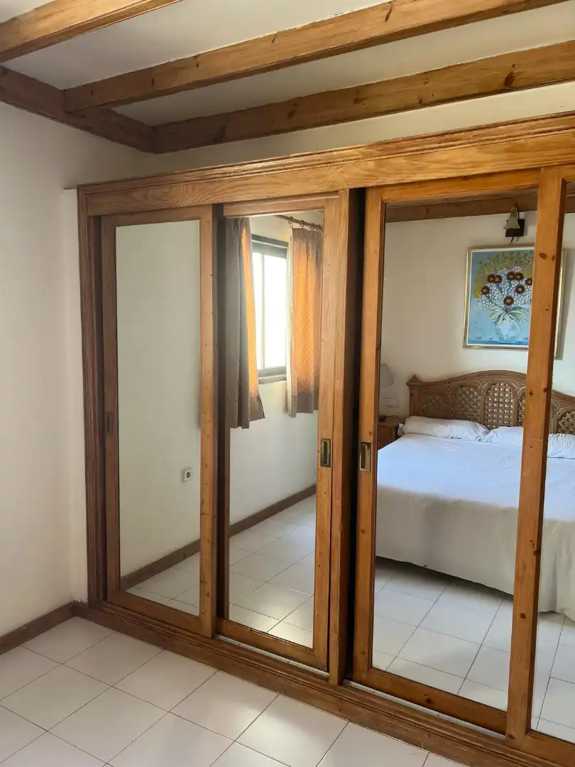 Dormitori de Pis en venda en Teguise amb Terrassa, Piscina i Piscina comunitària