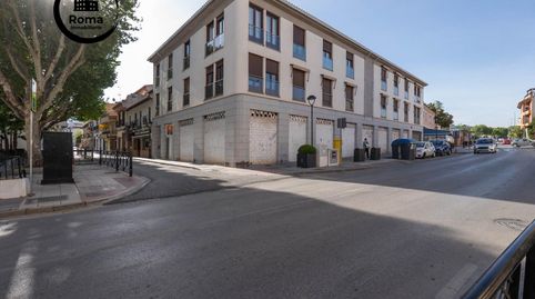 Gran local comercial en esquina frente a Plaza Baja – Ogíjares, imatge 2