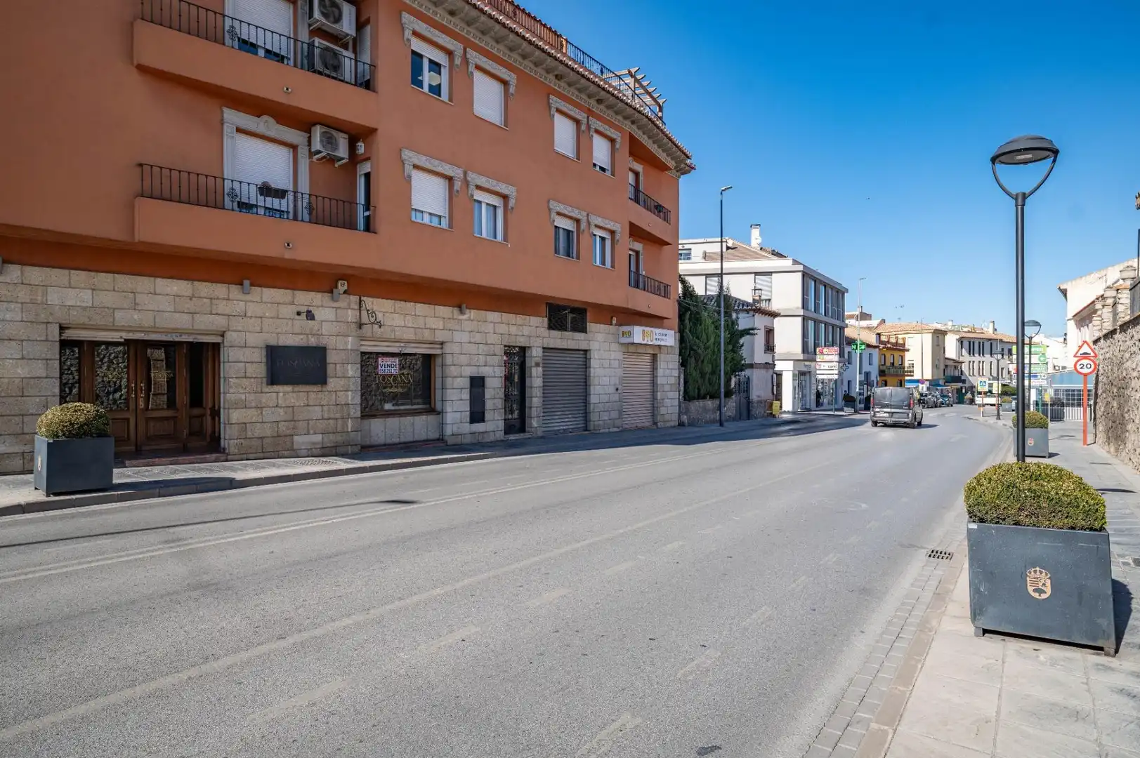 Local comercial en venda a Calle de Granada